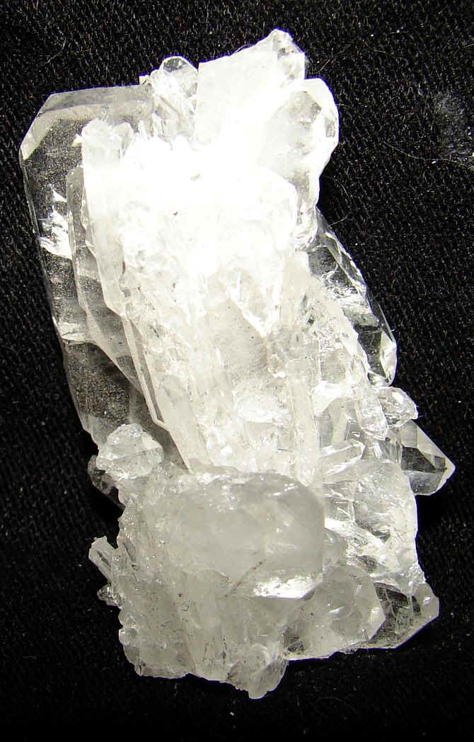 http://www.quartzcrystals.net/icexl-16.jpg (582341 bytes)