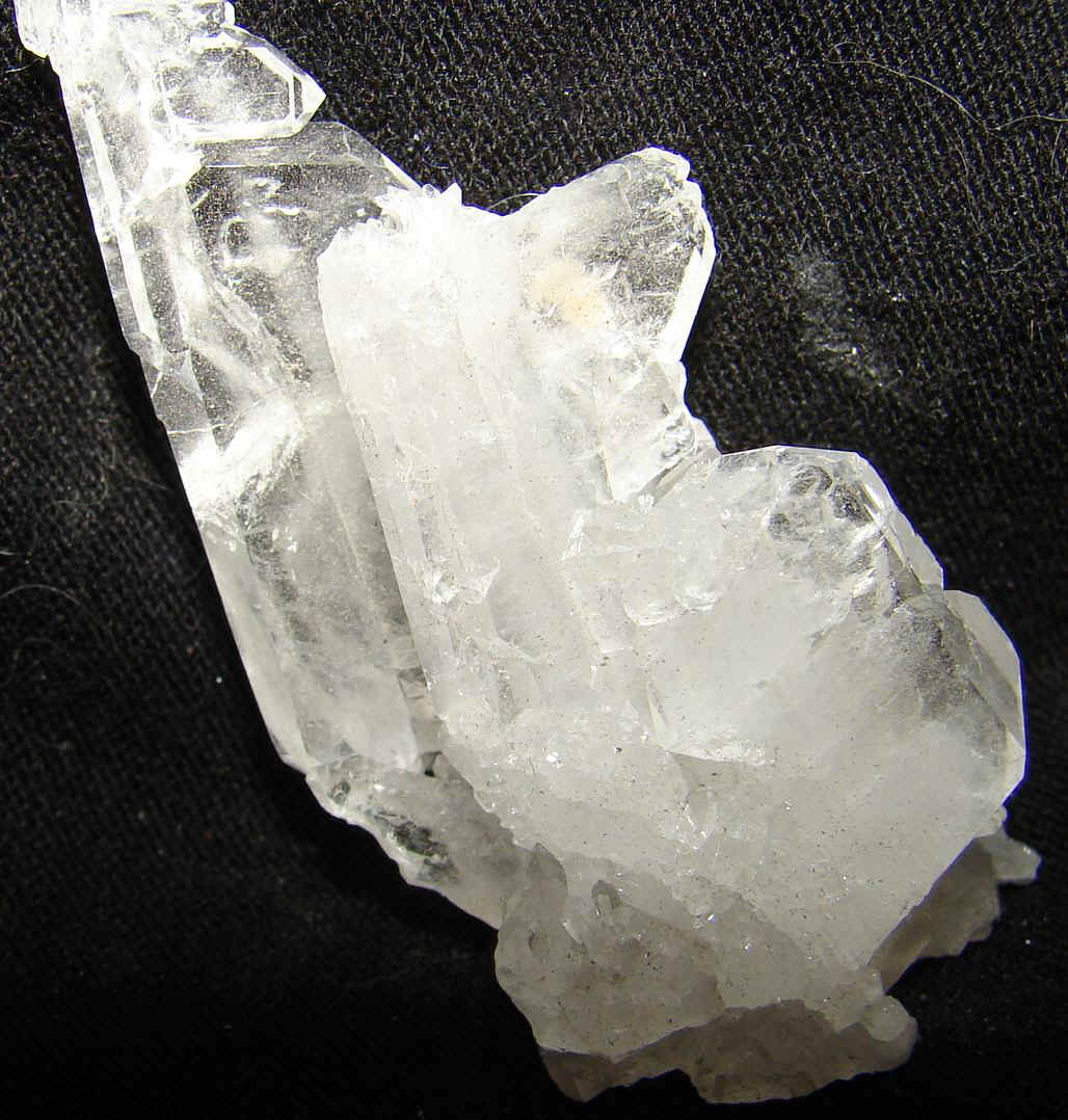 http://www.quartzcrystals.net/icexl-20.jpg (582341 bytes)