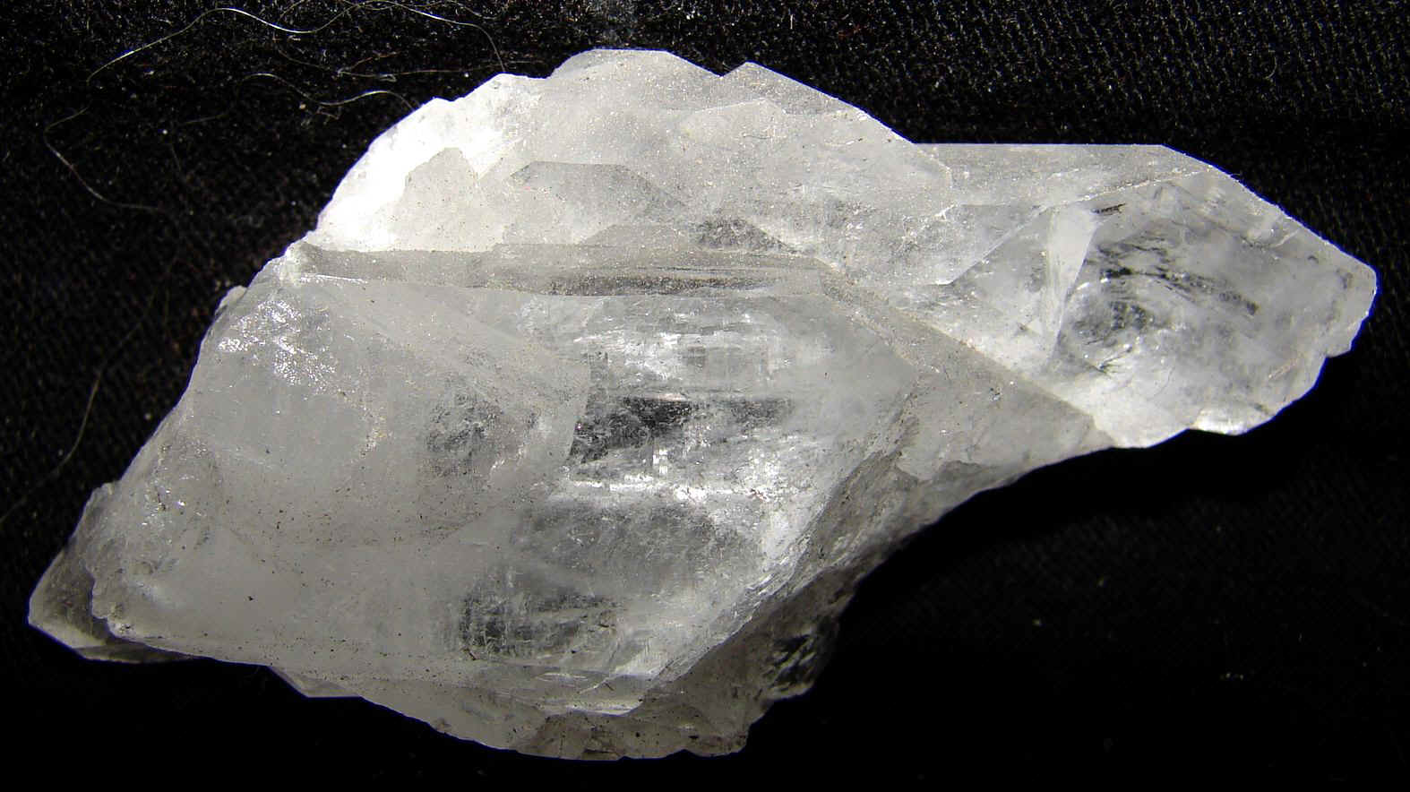 http://www.quartzcrystals.net/icexl-23.jpg (582341 bytes)