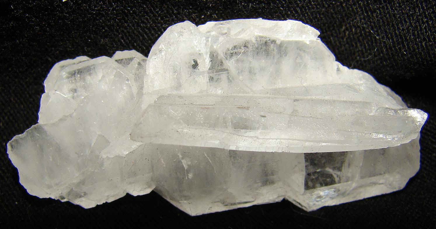 http://www.quartzcrystals.net/icexl-24.jpg (582341 bytes)