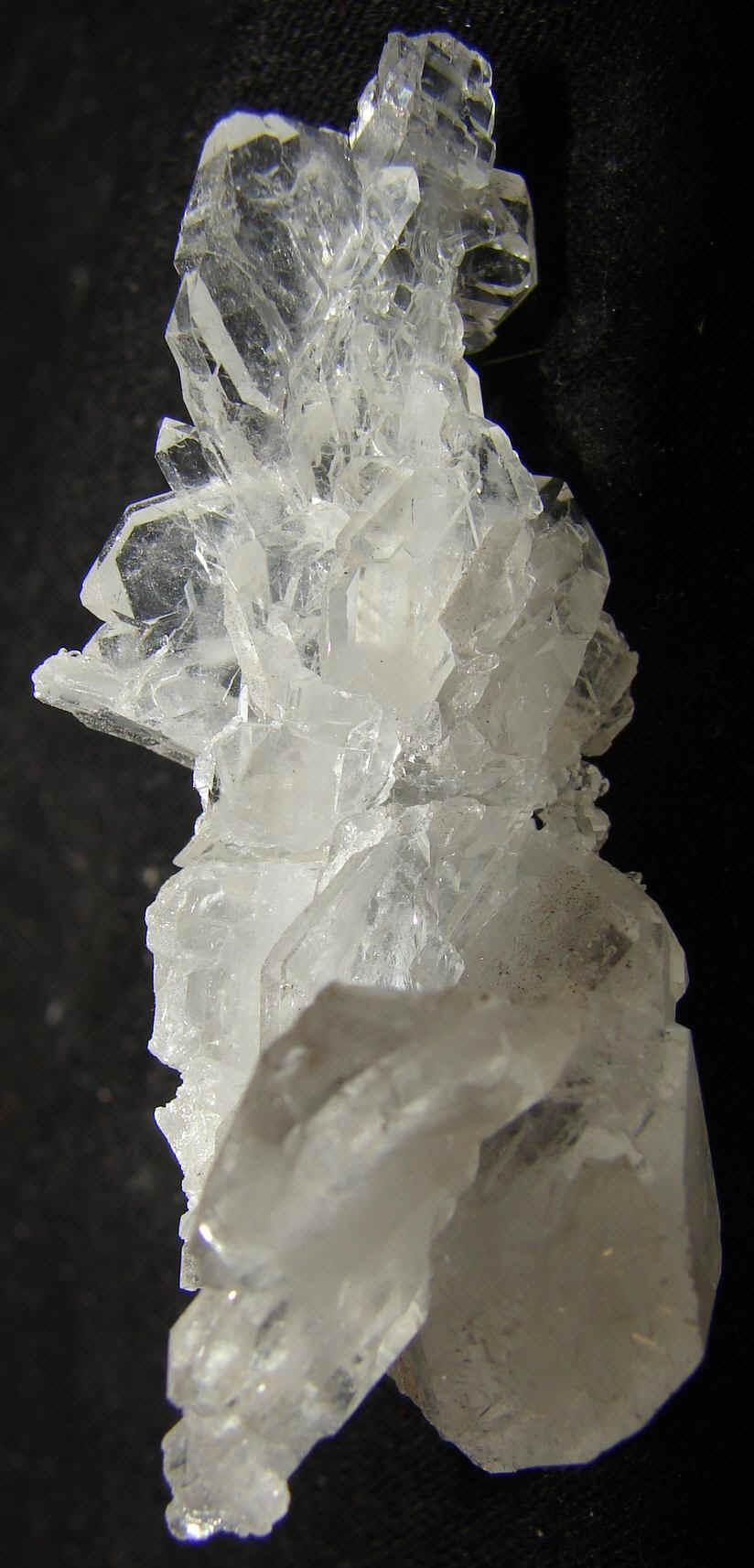 http://www.quartzcrystals.net/icexl-28.jpg (582341 bytes)