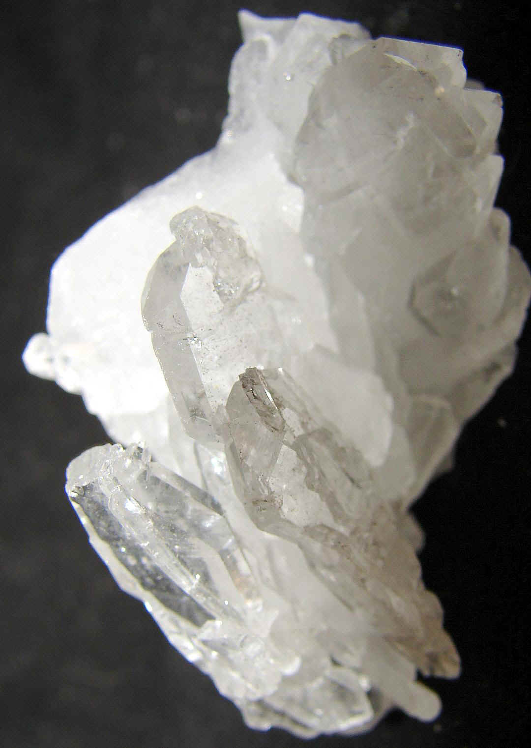 http://www.quartzcrystals.net/icexl-33.jpg (582341 bytes)