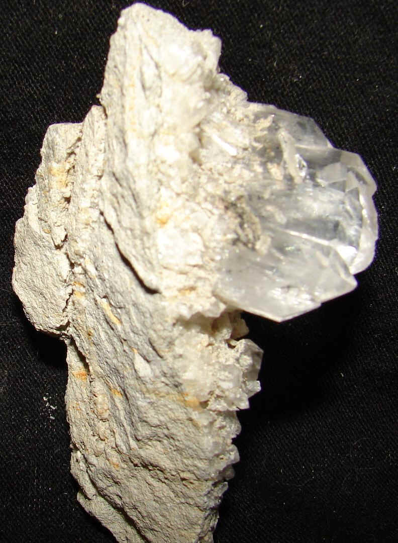 http://www.quartzcrystals.net/icexl-50.jpg (582341 bytes)