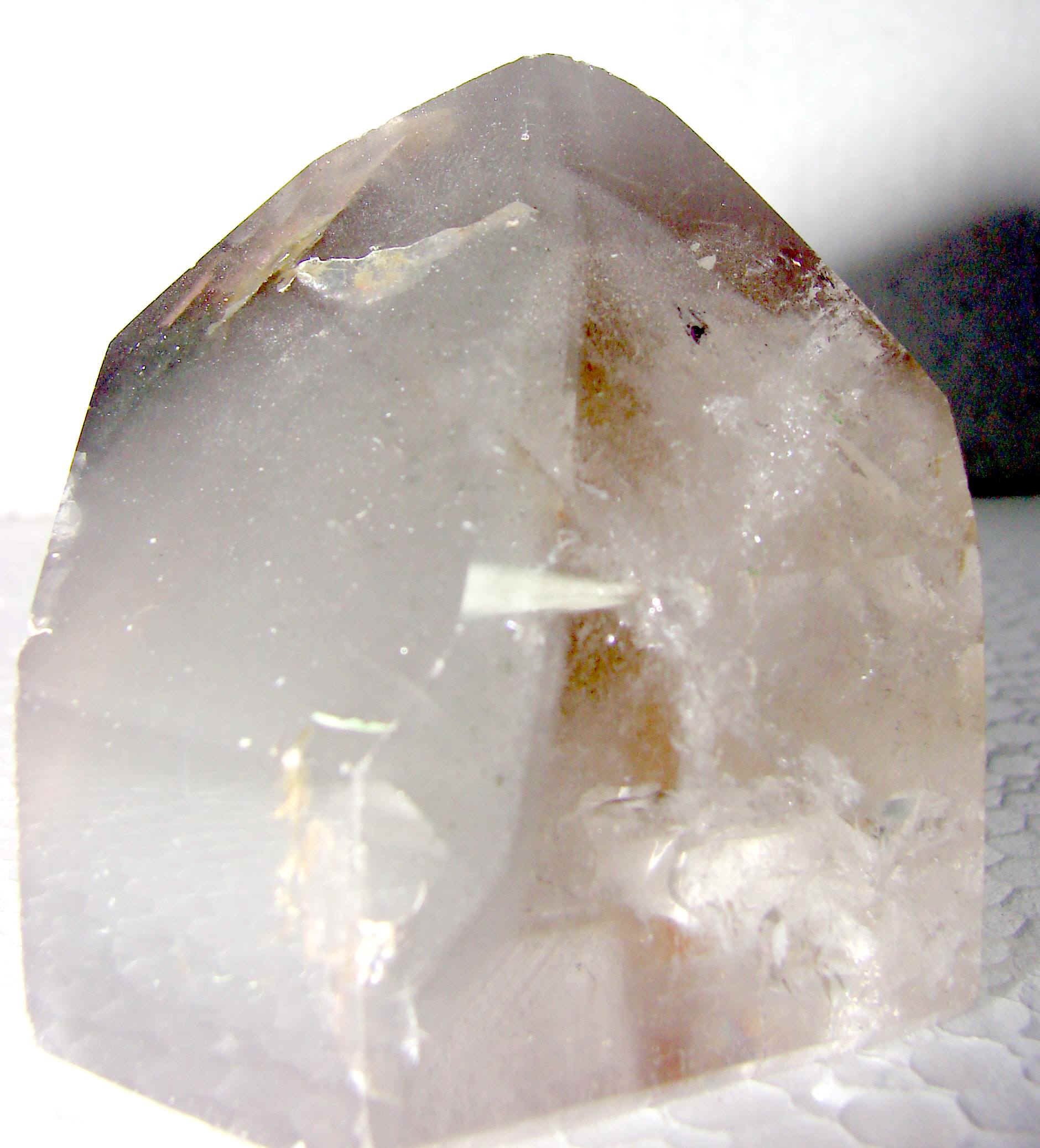 http://www.quartzcrystals.net/nuchl-25.jpg (807370 bytes)