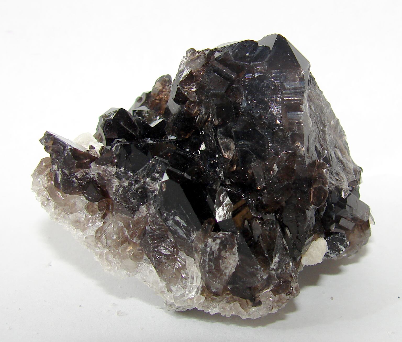 http://www.quartzcrystals.net/smsmokey-9.jpg (582341 bytes)