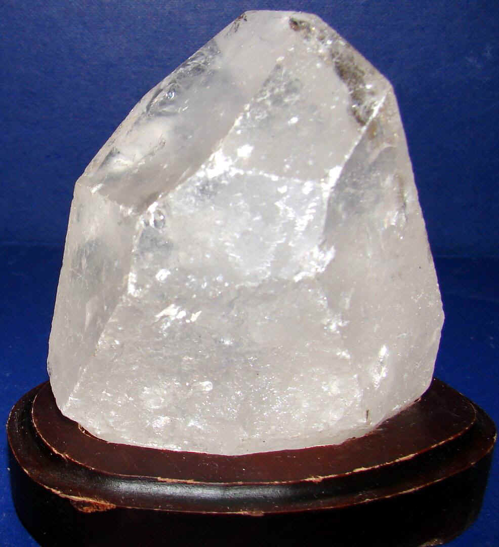 http://www.quartzcrystals.net/woodxl-3.jpg (582341 bytes)