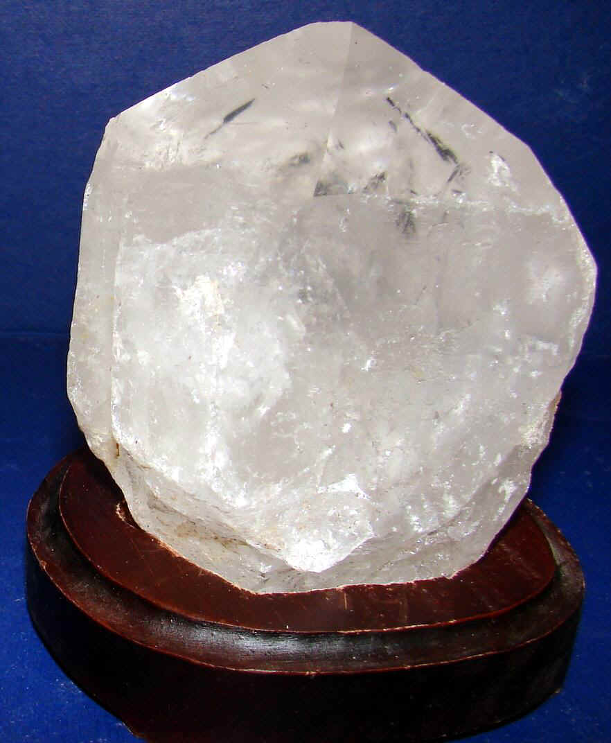 http://www.quartzcrystals.net/woodxl-6.jpg (582341 bytes)